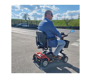 elektricni-skuter-za-invalide-mobility-210-31705-cn210a_8846.jpg