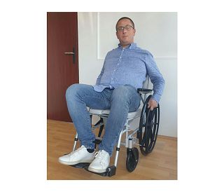 vodootporna-invalidska-toaletna-i-tus-kolica-81365-rs941_8810.jpg