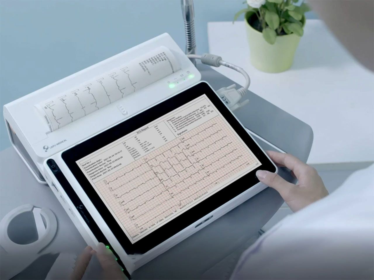 EKG TABLET S PRINTEROM NEO ECG T180