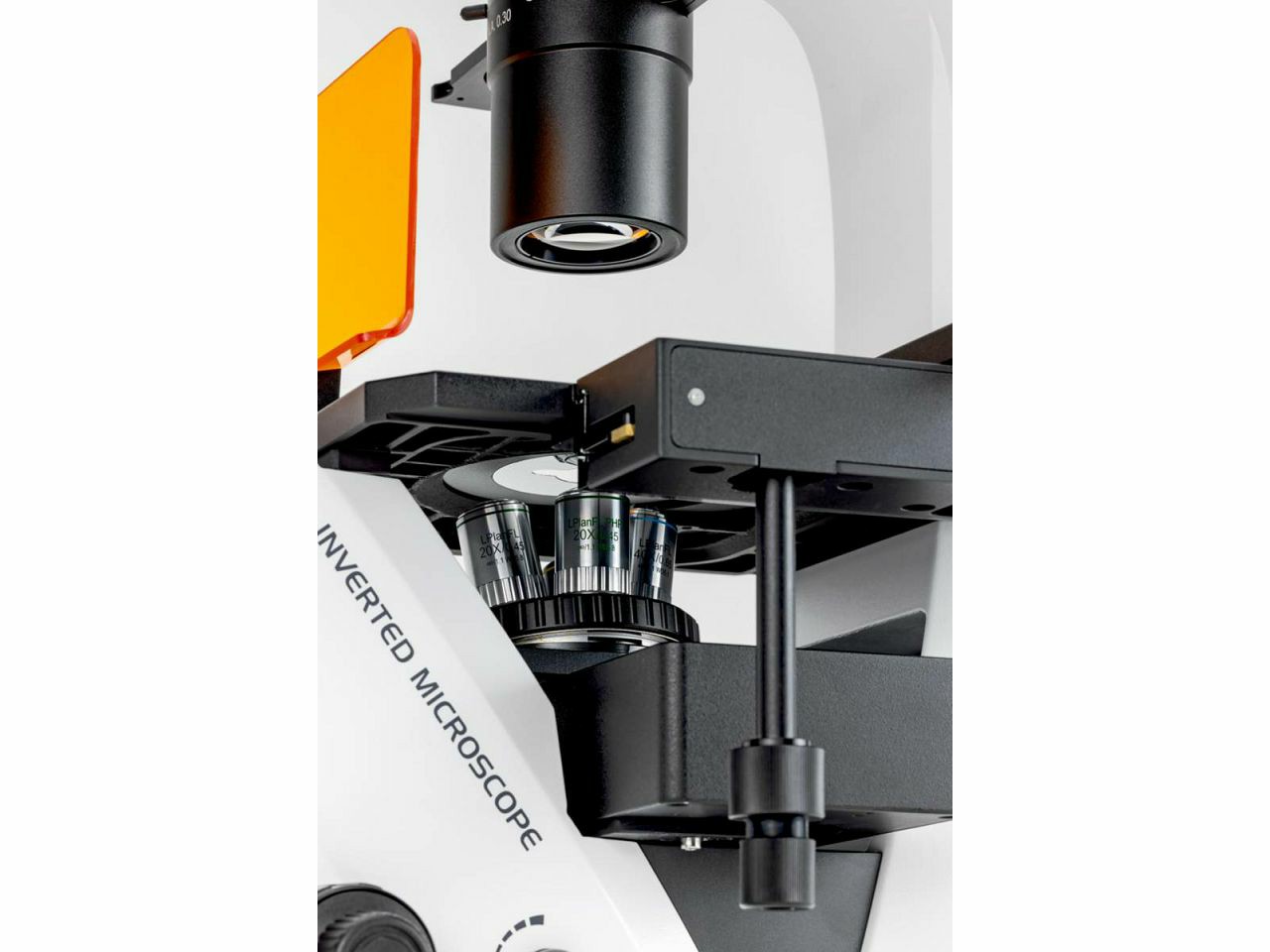 INVERZNI TRINOKULARNI MIKROSKOP KERN OCM 167