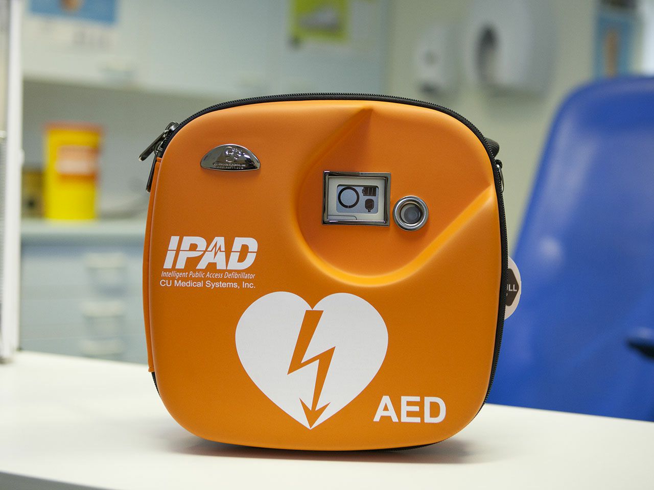 ipad-cu-sp1-defibrilator-aed-poluautomatski-35340_2.jpg